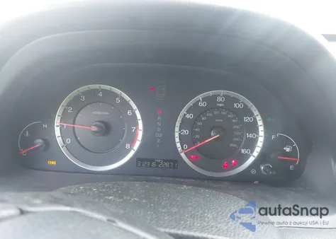 2008 Honda Accord Lxp z USA, uszkodzony, nr VIN 1HGCP26488A135796